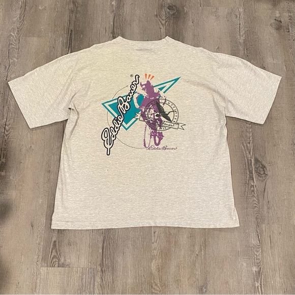 Vintage 90s Eddie Bauer Oversized T- Shirt ! - Picture 2 of 6
